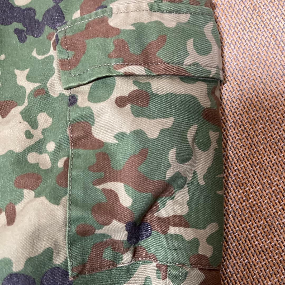 迷彩服セット ジャケットとパンツ