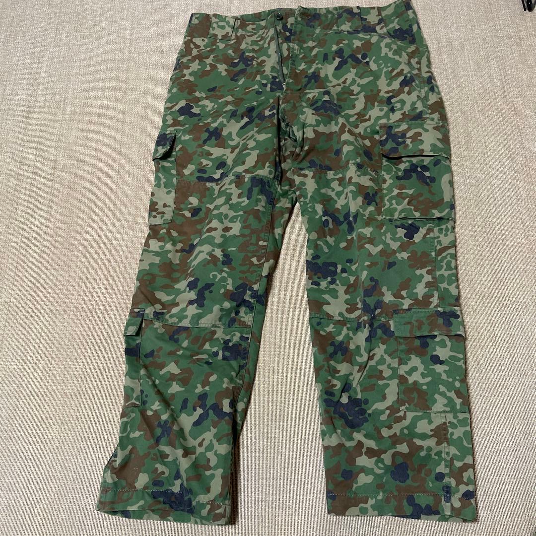 迷彩服セット ジャケットとパンツ
