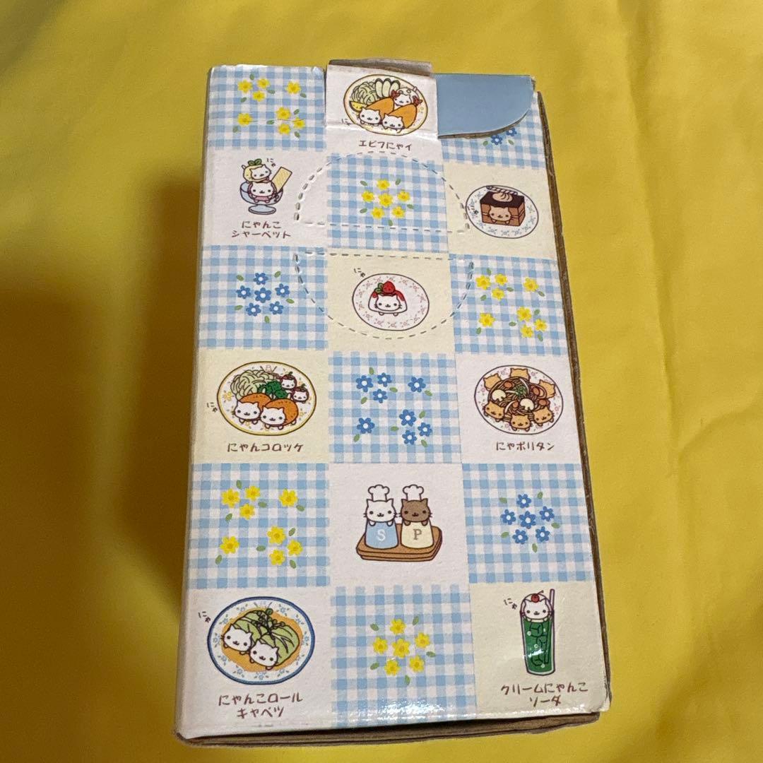 にゃんにゃんにゃんこ　ソルト&ペッパー　調味料入れ　サンエックス　レストラン