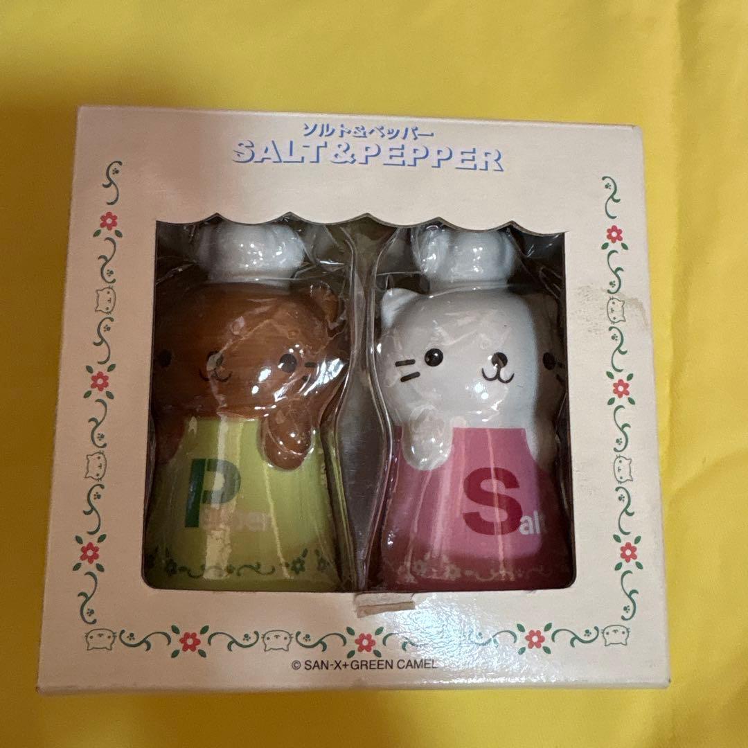 にゃんにゃんにゃんこ　ソルト&ペッパー　調味料入れ　サンエックス　レストラン
