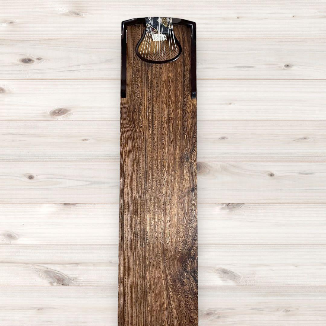 綾杉彫り 13弦 箏 琴柱付き 美杢 和楽器