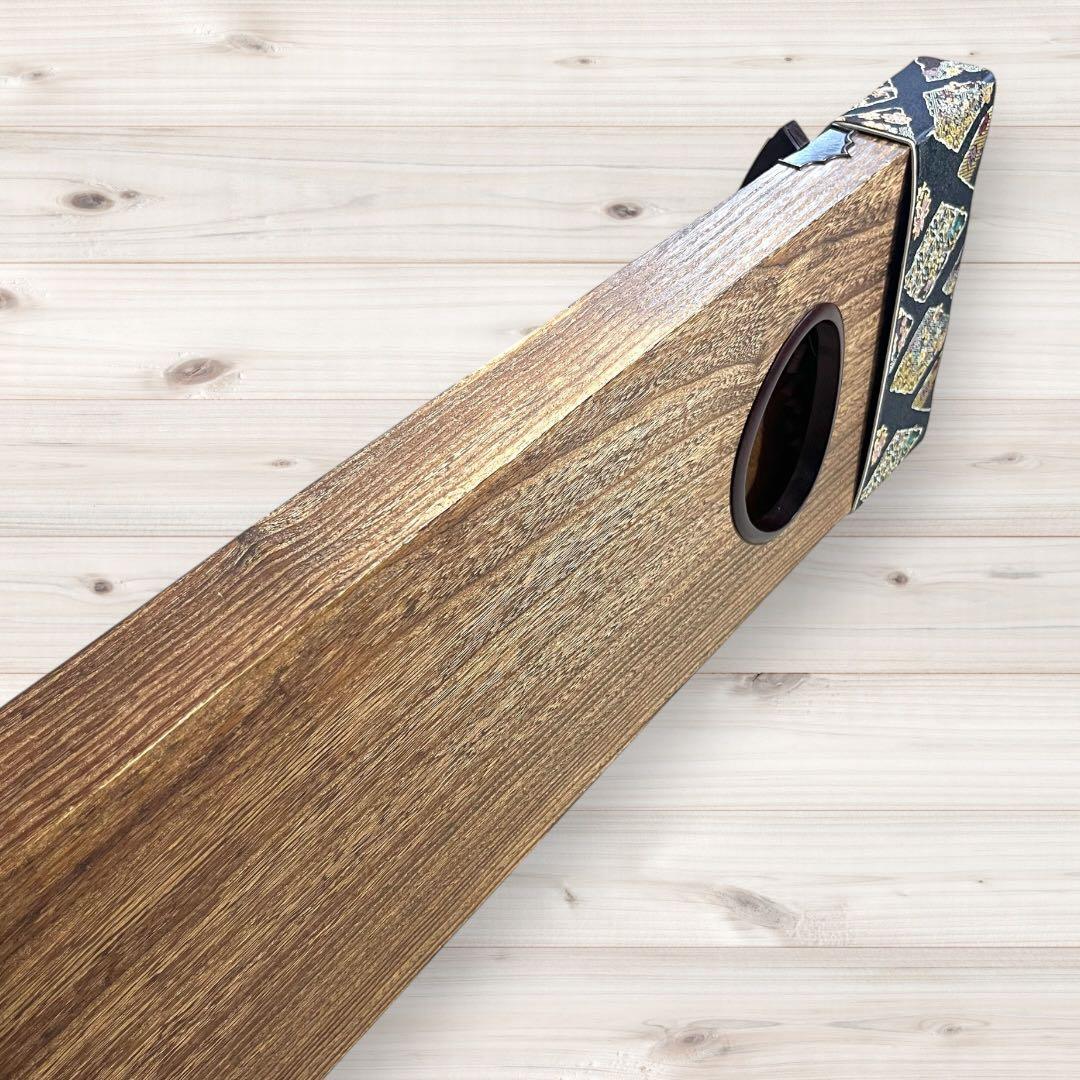 綾杉彫り 13弦 箏 琴柱付き 美杢 和楽器