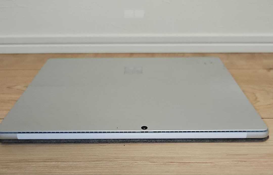 【状態良好】SurfacePro8 RAM8GB SSD256GB シルバー