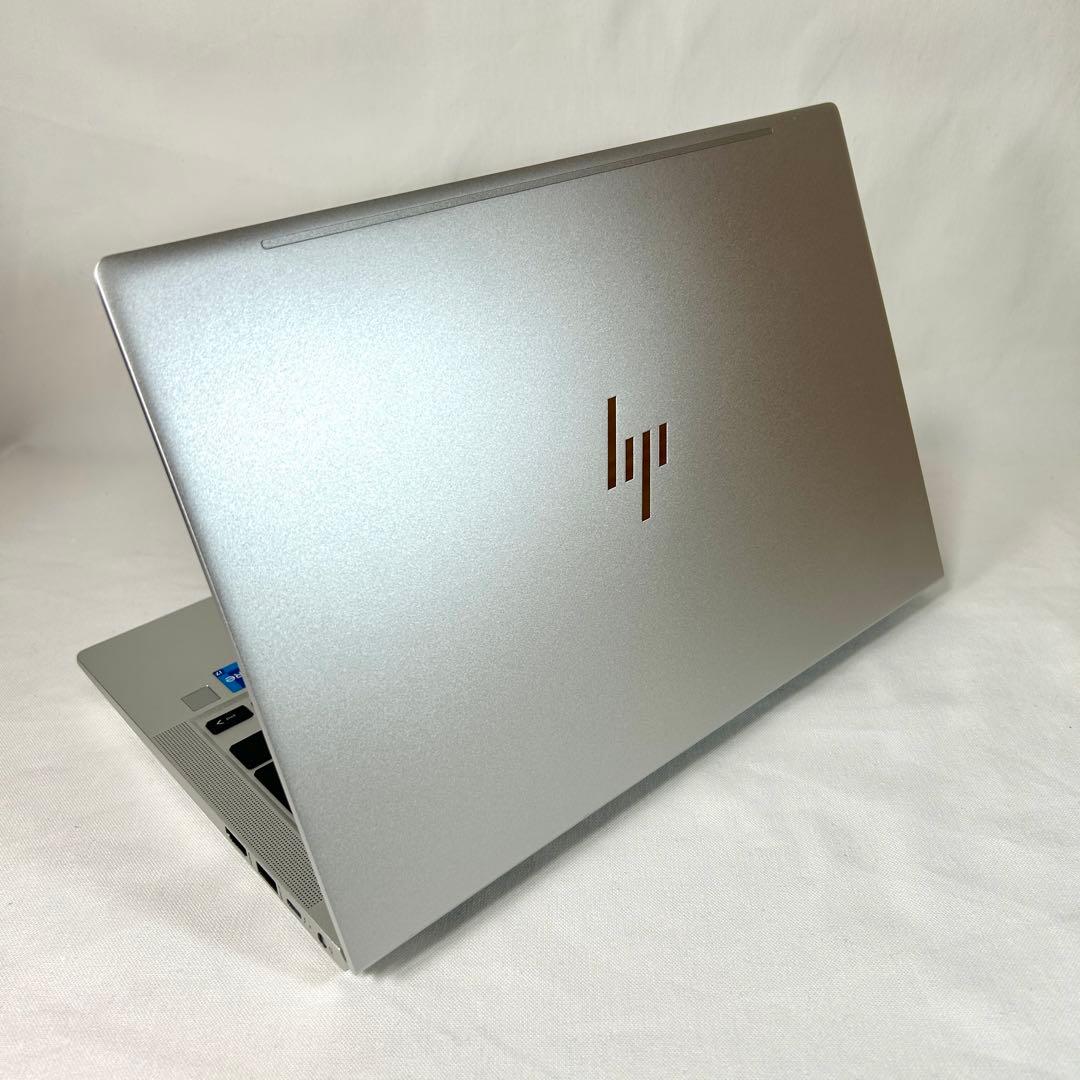 美品 HP EliteBook 630 G10 16GB 512GB i7