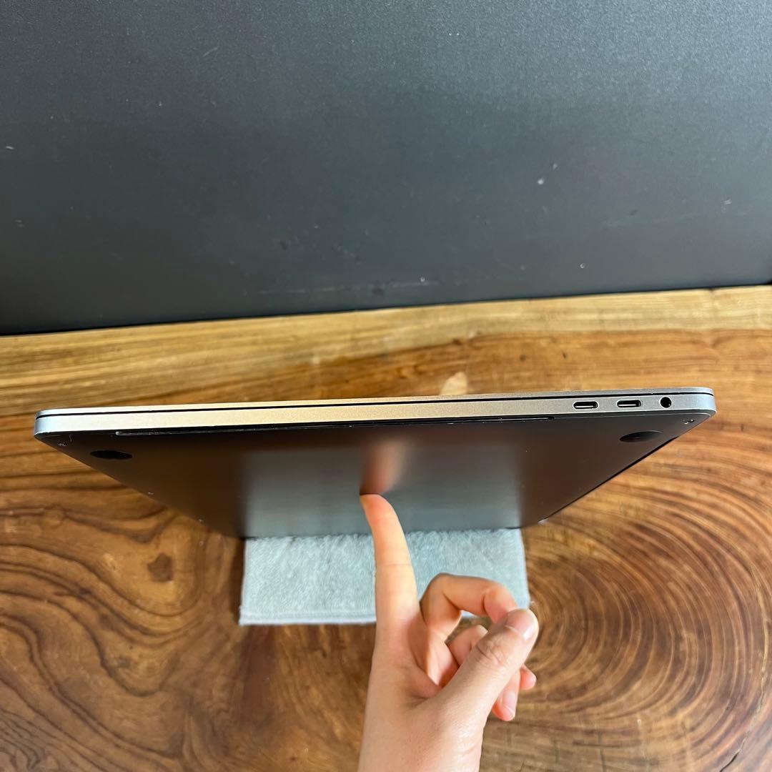 賭 ！Apple MacBookPro 15inch 2017/71