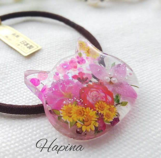 ピンクくフラワーとひまわり猫ちゃんレジンヘアゴム