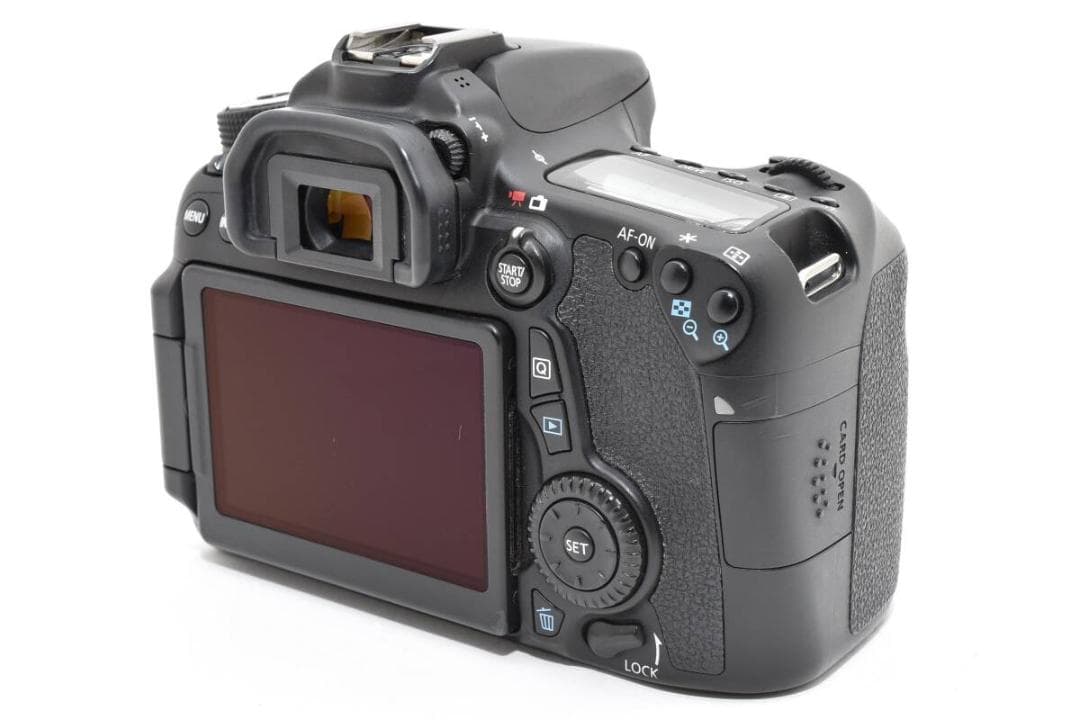 【良品】Canon EOS 70D ボディ ★シャッター回数：13,024回★