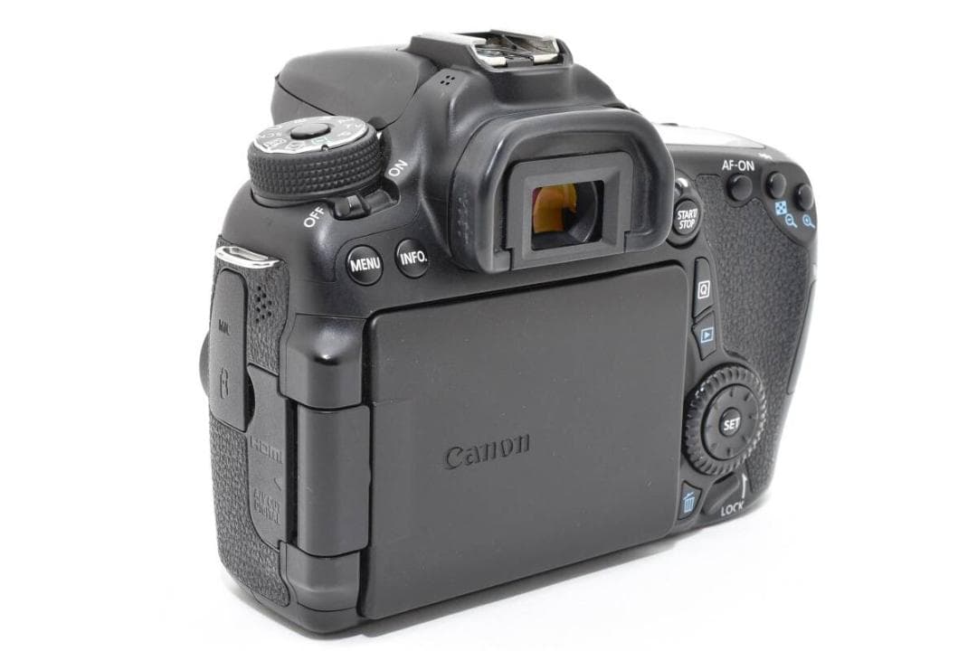 【良品】Canon EOS 70D ボディ ★シャッター回数：13,024回★