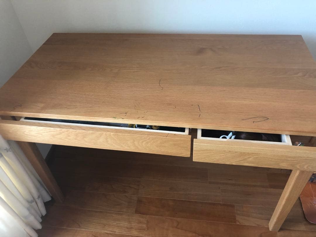 無印良品　オーク材　無垢材デスク 引き出し2つ付き