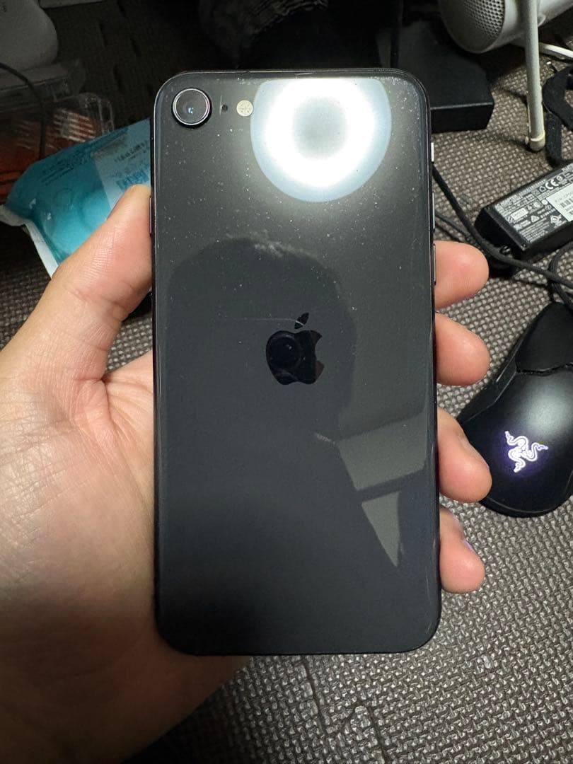 iPhoneSE 第二世代　128GB BLACK