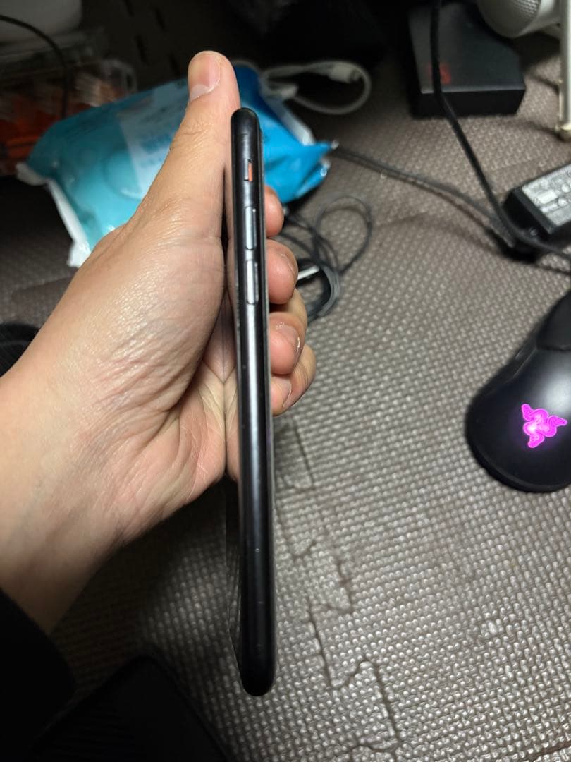 iPhoneSE 第二世代　128GB BLACK