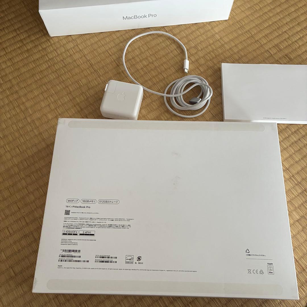 2024 MacBook Pro M4 メモリ16GB 充電回数20回以下　美品