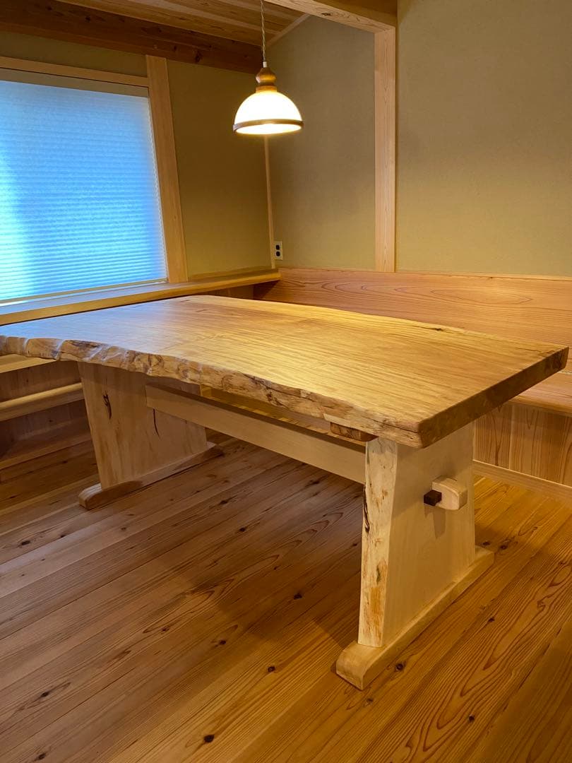 栃一枚板テーブル　オーダーメイド