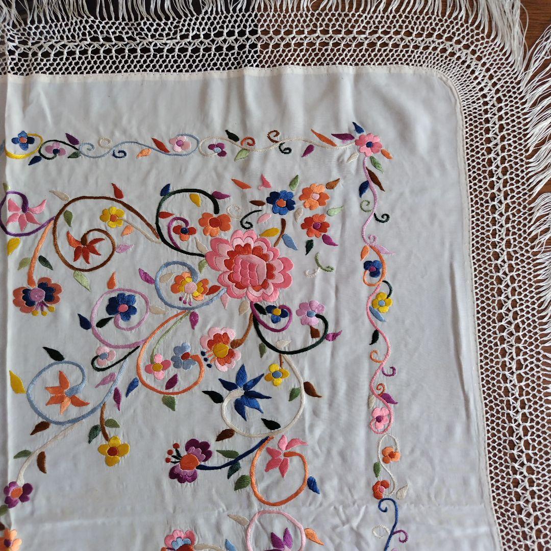 花柄刺繍テーブルクロス フリンジ付きビンテージ