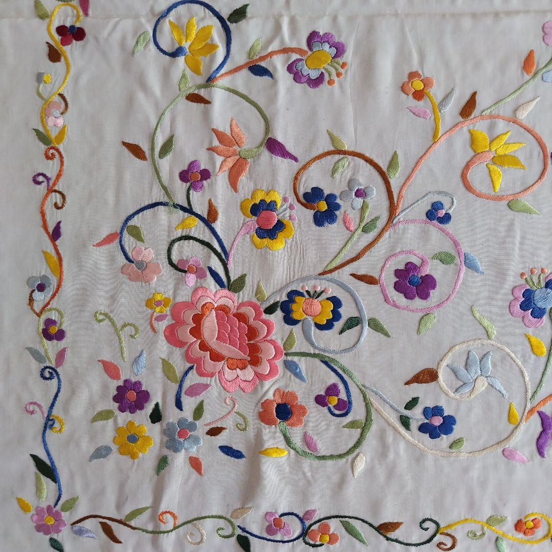 花柄刺繍テーブルクロス フリンジ付きビンテージ