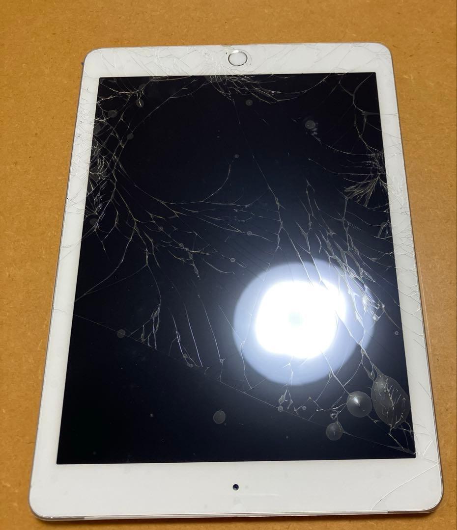 iPad 第5世代　128GB Wi-Fi Cellular モデル