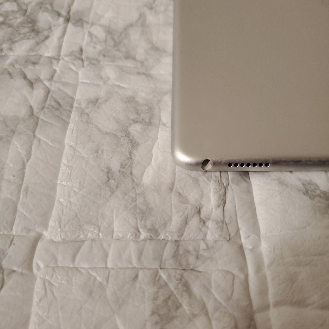 117 iPad Pro 9.7インチ 128GB Wi-Fi シルバー