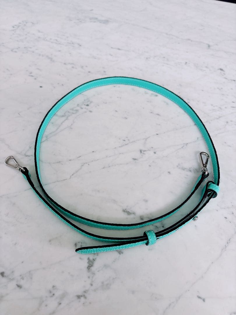 BONAVENTURA x AMI SUZUKI iPhoneストラップ