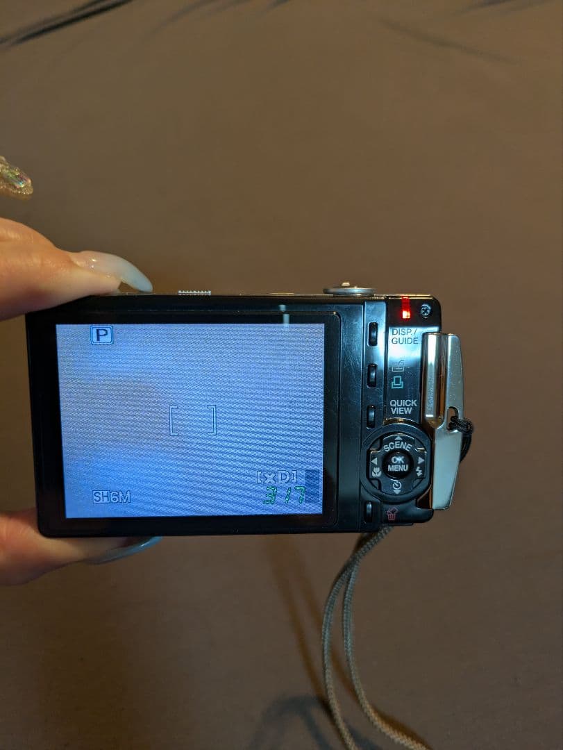 OLYMPUS(オリンパス）SP-700 コンパクト デジカメ