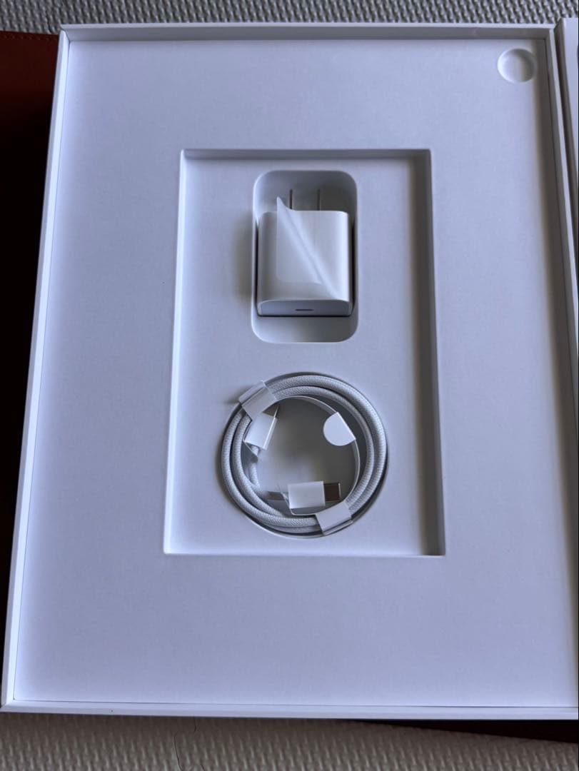 iPad Air 13インチ (M2) Wi-Fi+Cellular 256GB