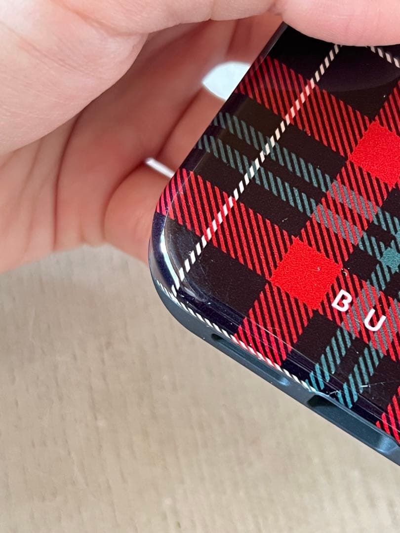 BURGA Sweater Weather - iPhone 14 ケース