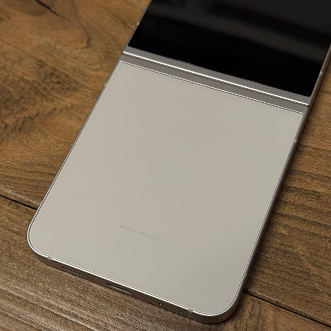 スマートフォン本体 GALAXY Zflip6 256G