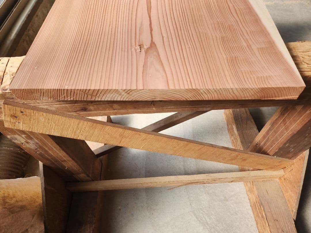 DIY　天然杉　自然乾燥済み　板目　赤身