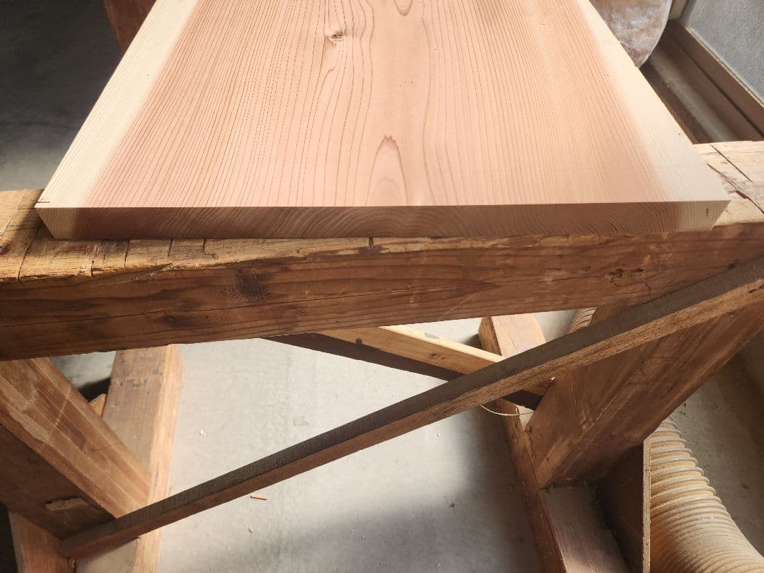 DIY　天然杉　自然乾燥済み　板目　赤身