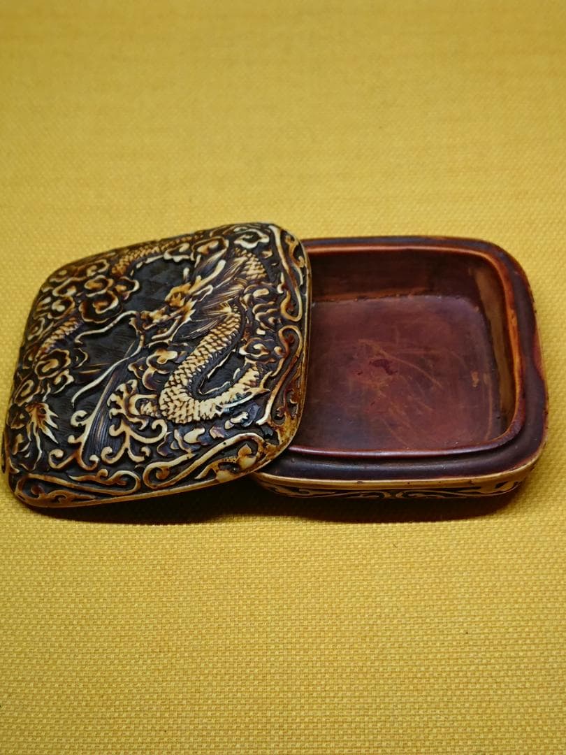 中国古玩　骨董　龍紋　小物入れ　置物　インテリア　工芸品　美術品　A2887