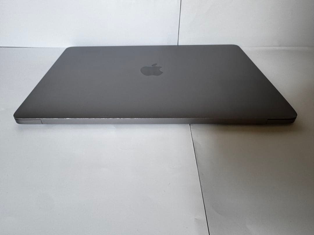 MacBook Pro 13インチ 2019 / i5 / 16GB/256GB