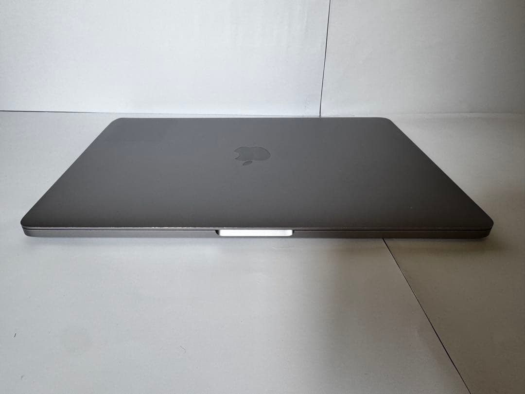 MacBook Pro 13インチ 2019 / i5 / 16GB/256GB