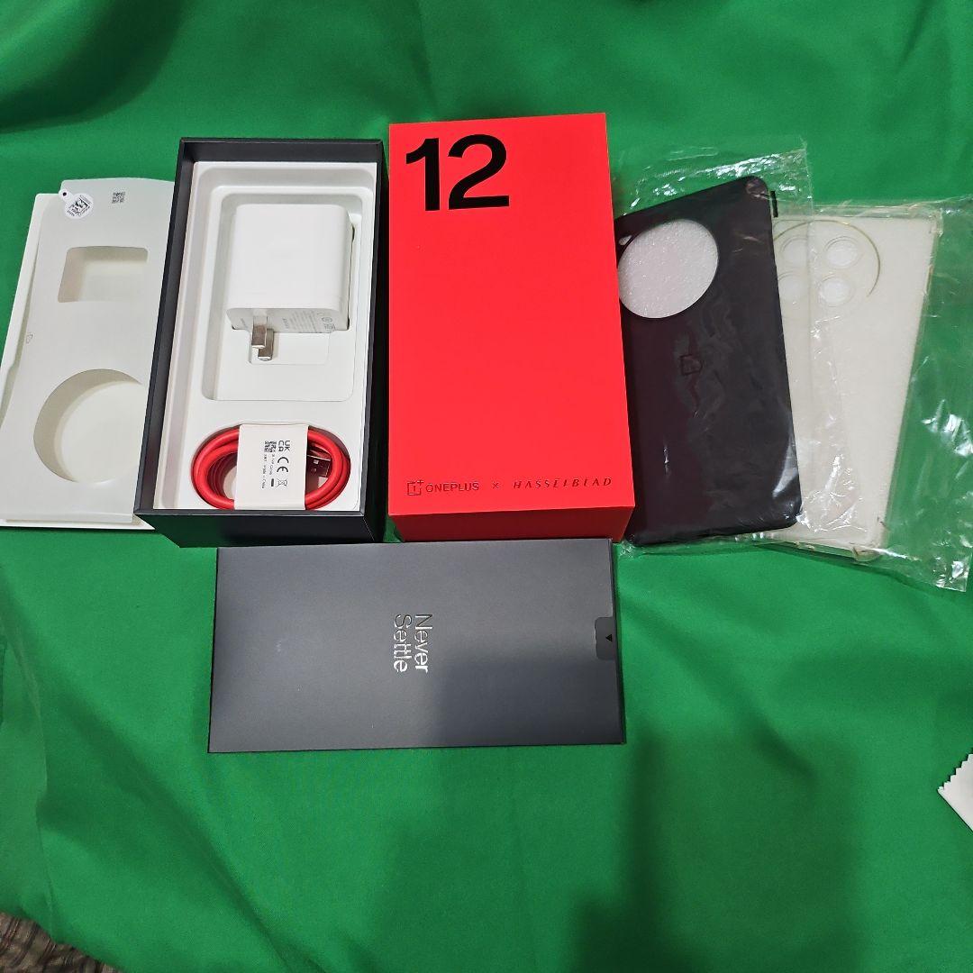 OnePlus12 12GB/256GB グローバルROM ホワイト新品同様