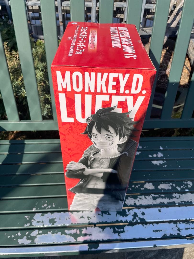 ワンピースベースショップ　コミックスカラー