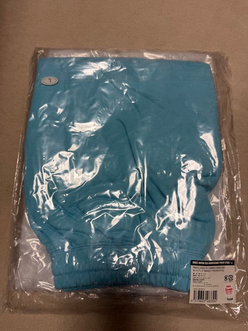 TWICE×サンリオ ナヨン　ナブリー　ポチャッコ セットアップLサイズ 未開封