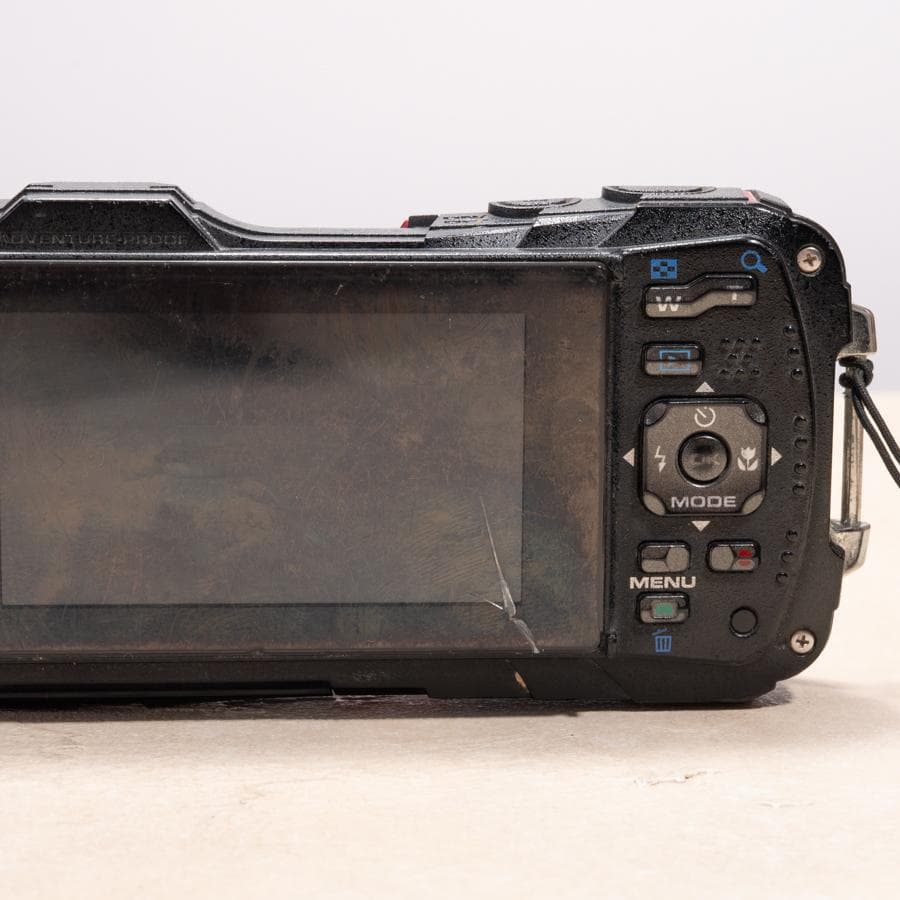 【防水カメラ】RICOH WG-30 レッド スマホ転送OK