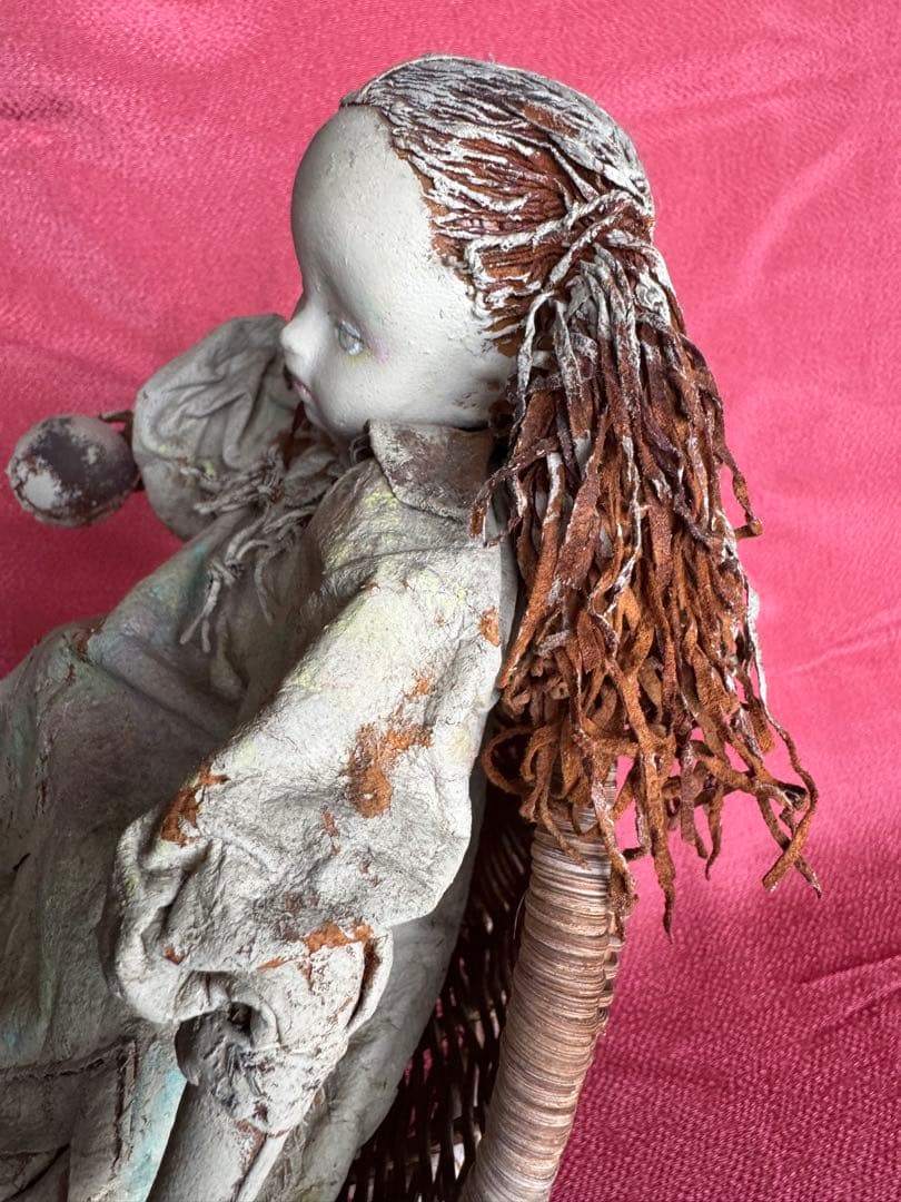 MAKO DOLL マコドール 山下昌子 の羊革　アンテイーク人形　椅子付