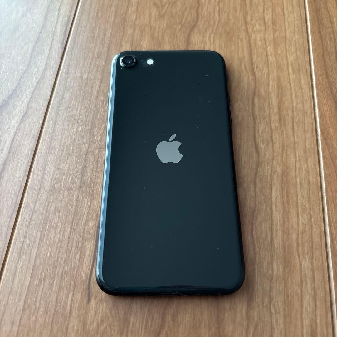 Apple iPhoneSE 第２世代　ブラック 本体