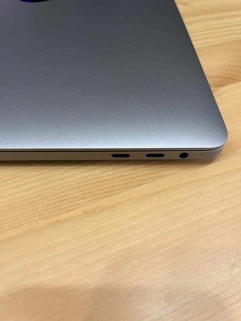 ※短期販売※【美品】MacBook Pro 2019 Touch Bar