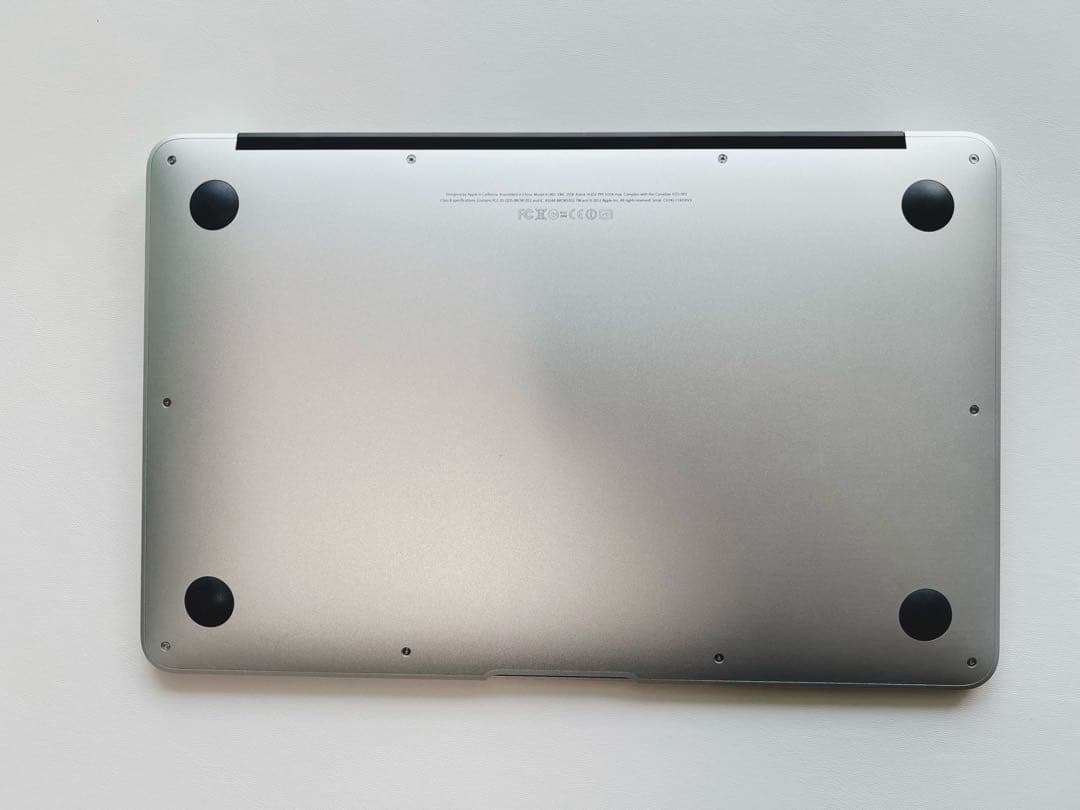 MacBook本体 MacBookAir 11-inch Mid 2012
