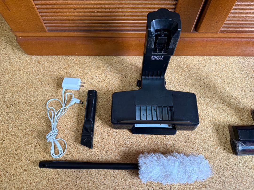 アイリスオーヤマ 充電式クリーナー SCD-R1P-B ブラック 2022年