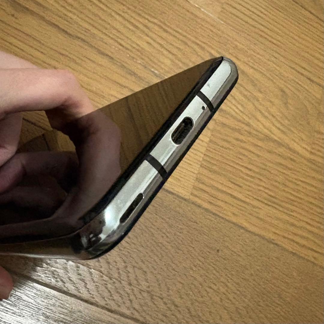 【美品】AQUOS スマホ本体 SHV42 au Android
