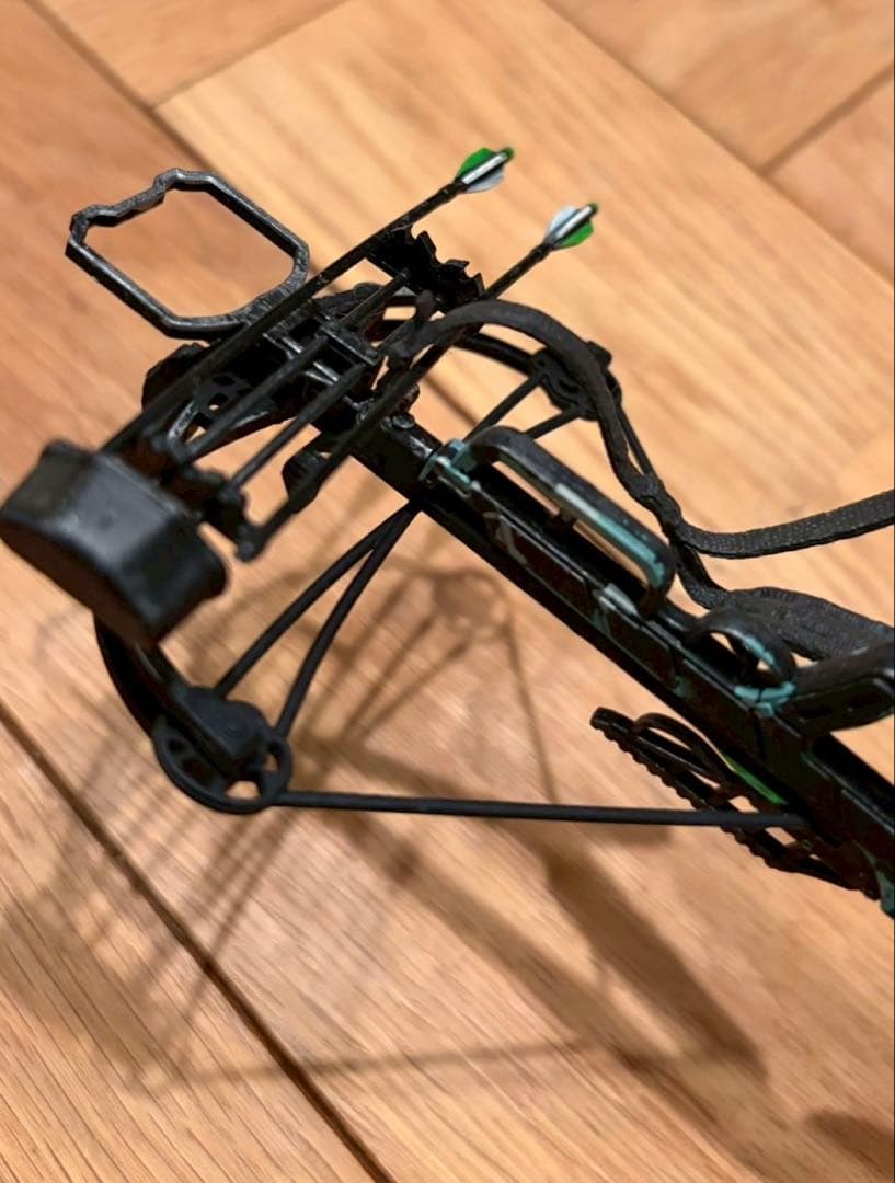 ウォーキングデッド　ダリル　フィギュア クロスボウ付き