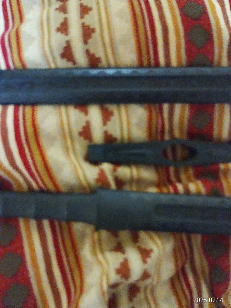 新しい合成素材の鞘2未使用２使用感エクスカリバー剣一本未使用１使用感dvdおまけ