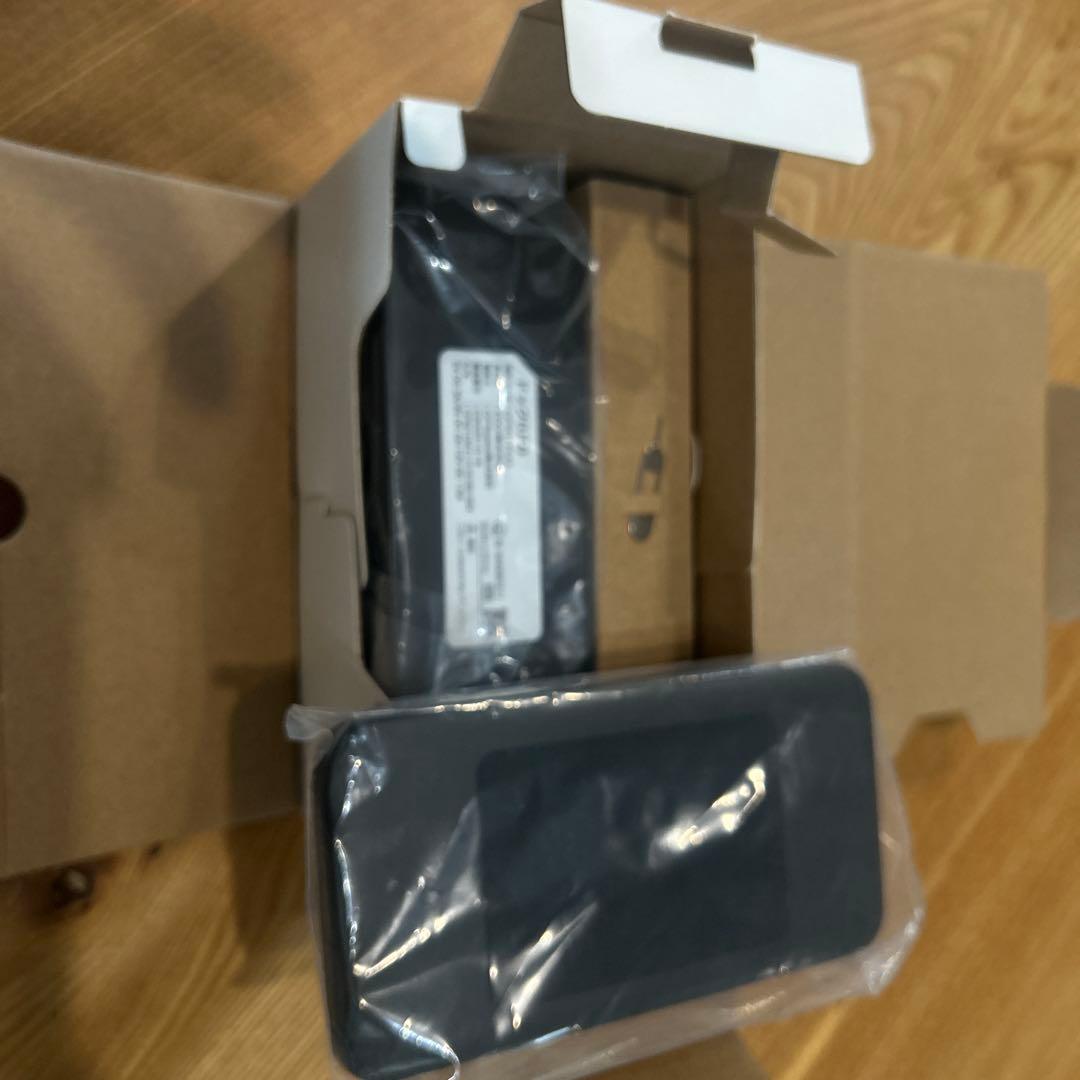 Speed WiFi DOCK 501 モバイルルーター