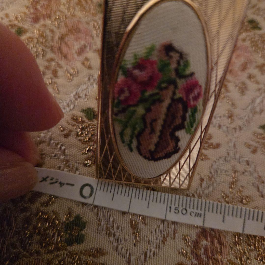 ヴェルサイユ宮殿購入小物入れ &ウイーン購入伝統工芸プチポアンリップケース