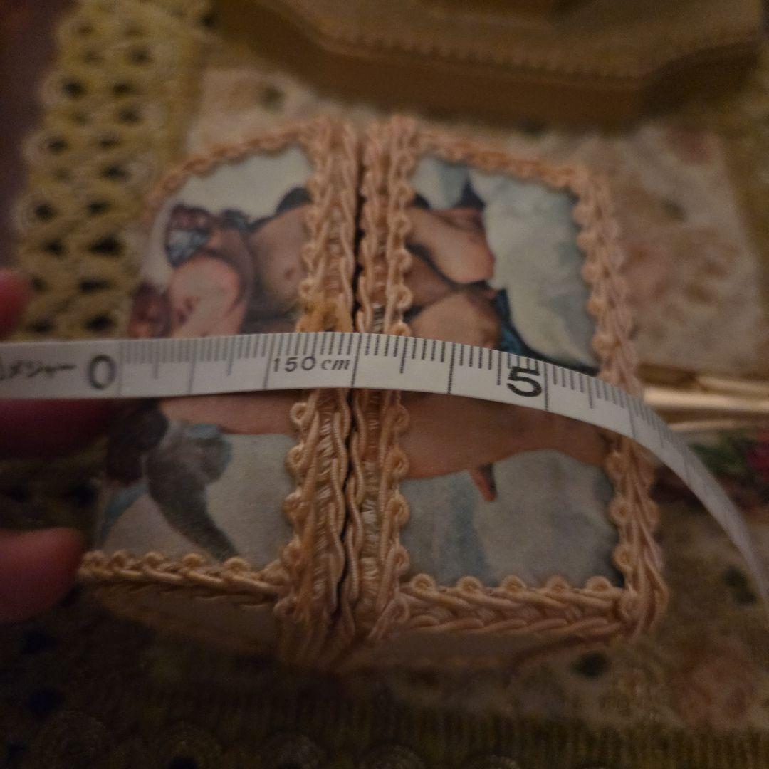 ヴェルサイユ宮殿購入小物入れ &ウイーン購入伝統工芸プチポアンリップケース