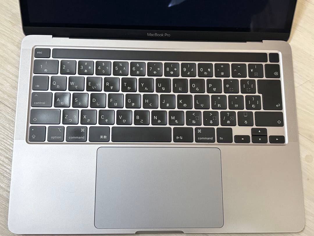 Apple MacBook Pro 13インチ (2020) 本体