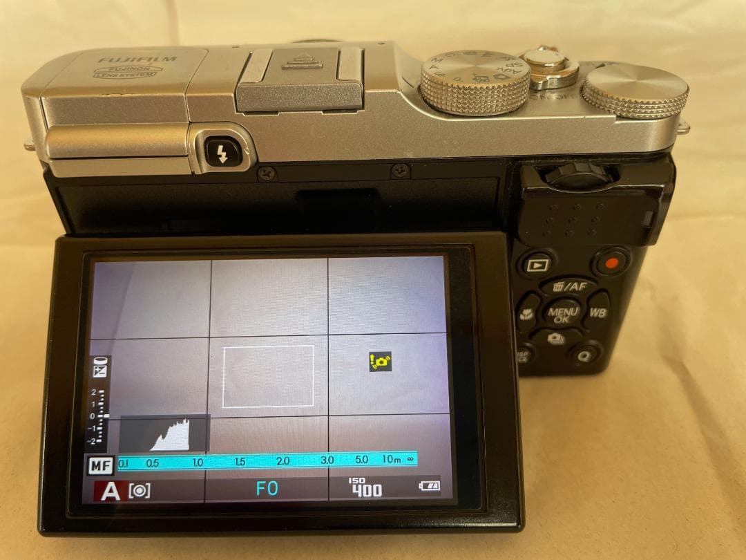 FUJIFILM X-A1 純正バッテリー＆チャージャー・無限写ルンです