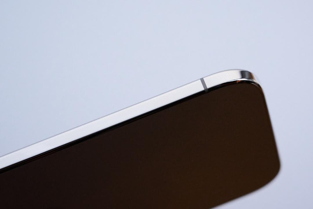 Apple iPhone Air 512GB 新品同様 国内版 ライトゴールド