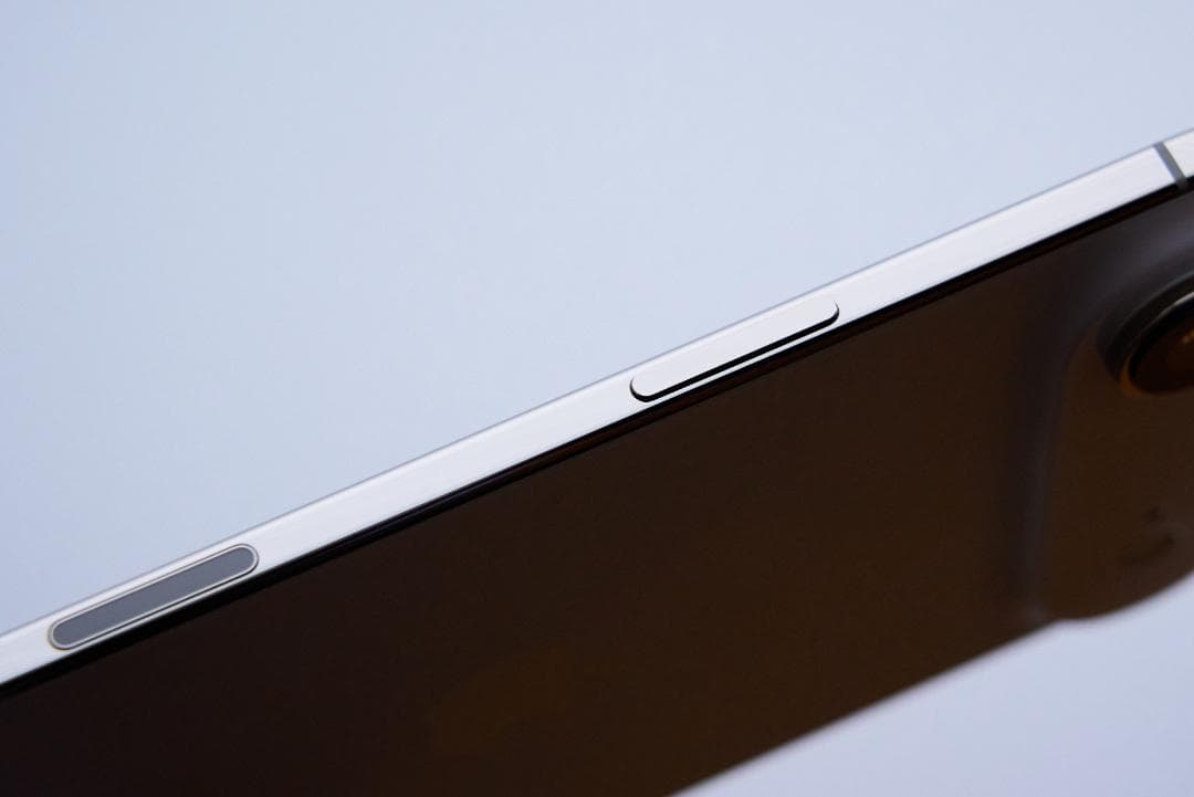 Apple iPhone Air 512GB 新品同様 国内版 ライトゴールド